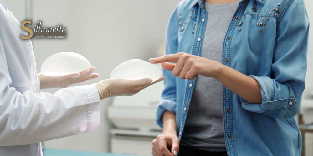 why are my breasts uneven